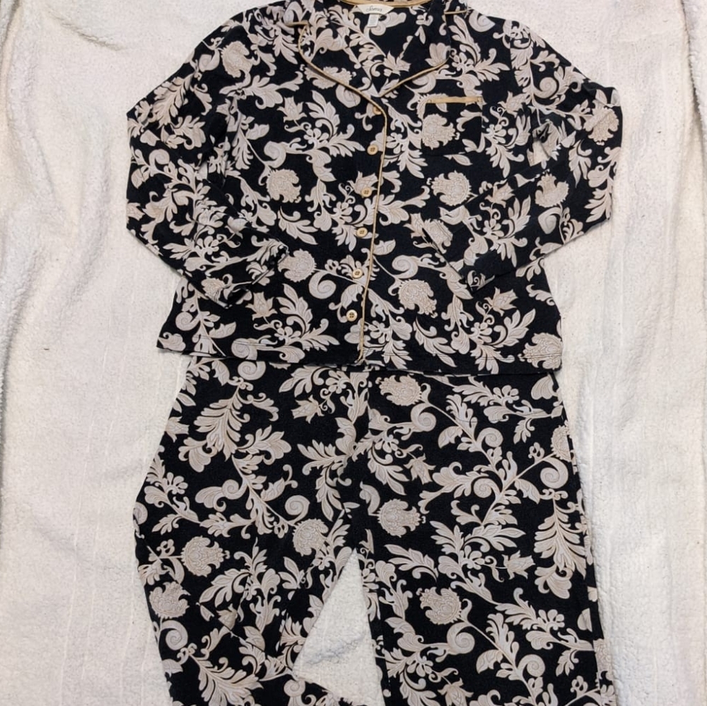 Pajama set